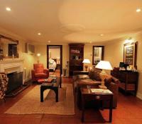 Courtyard Suite